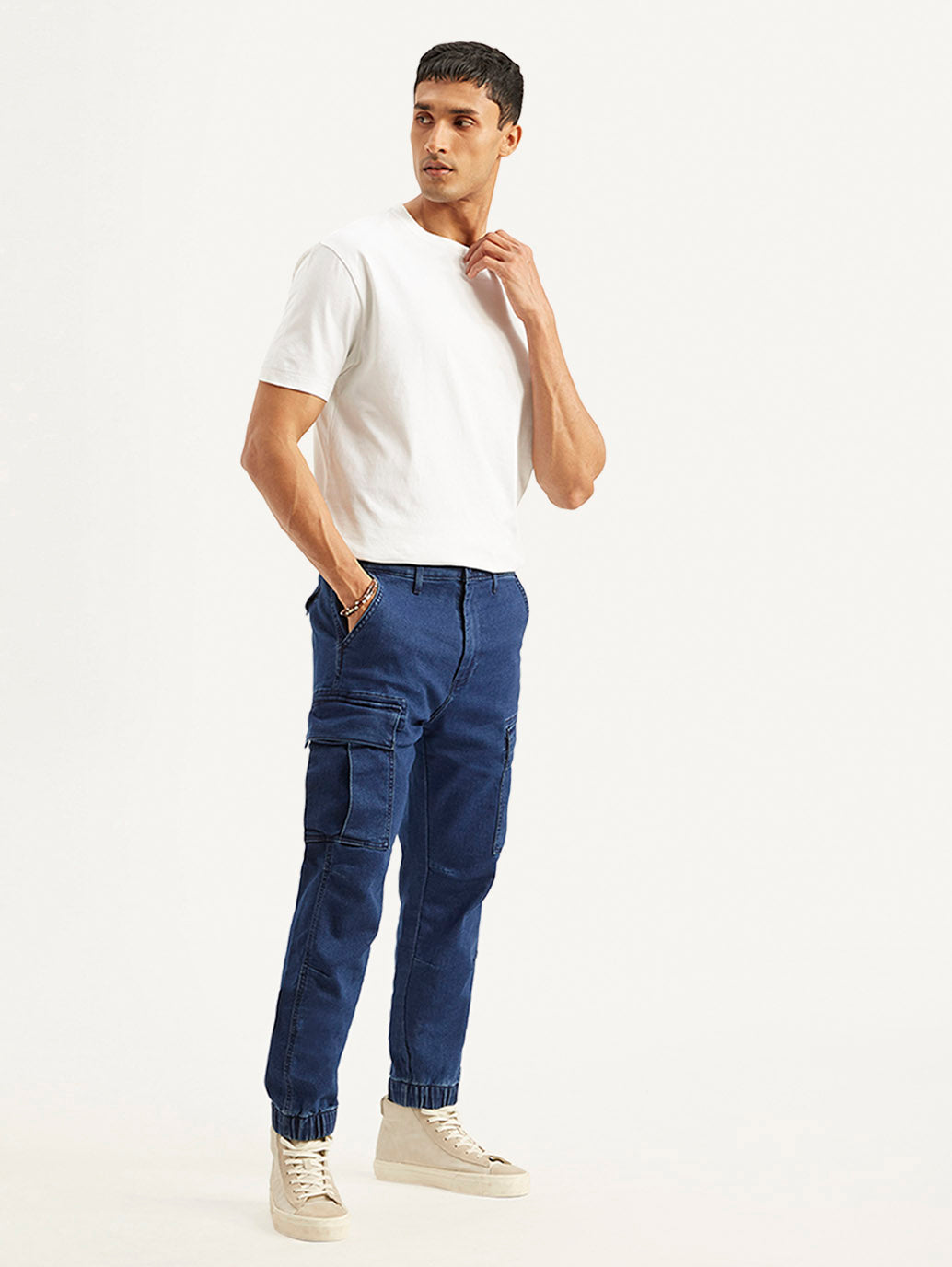 Men's Tapered Dark Blue Utility Cargo Jogger – Levis India Store