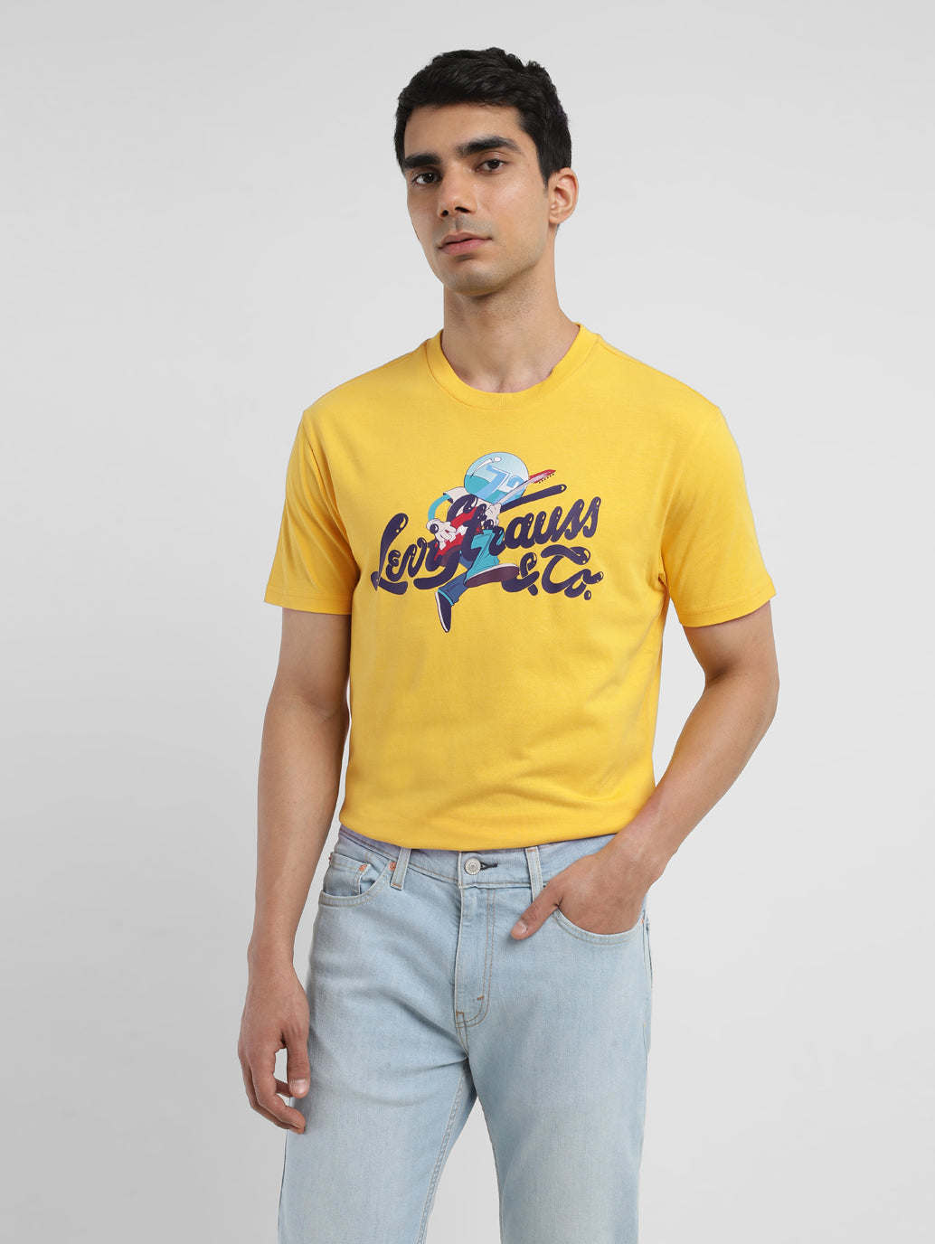 Men's Graphic Print Crew Neck T-shirt – Levis India Store
