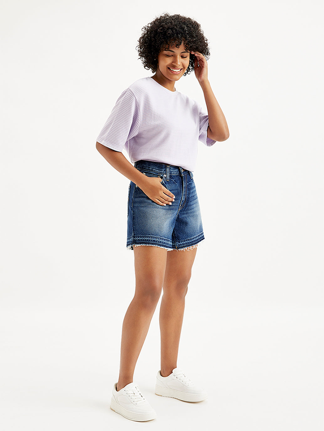 Women's Mid Rise Navy Relaxed Fit Denim Shorts – Levis India Store