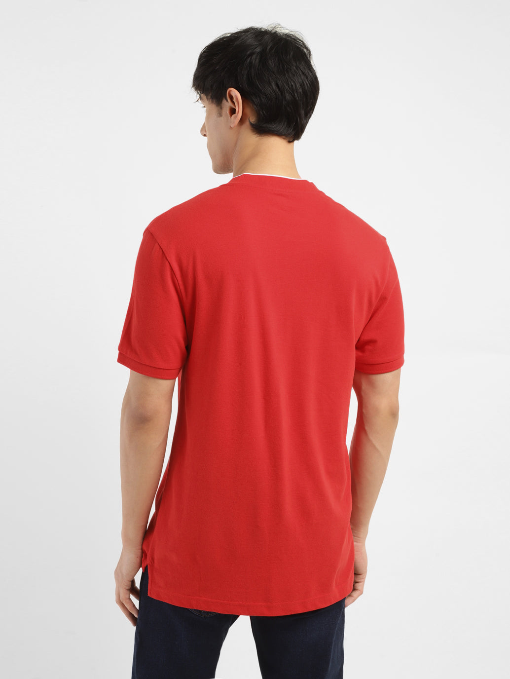 Men's Solid Slim Fit Henley Neck T-Shirt