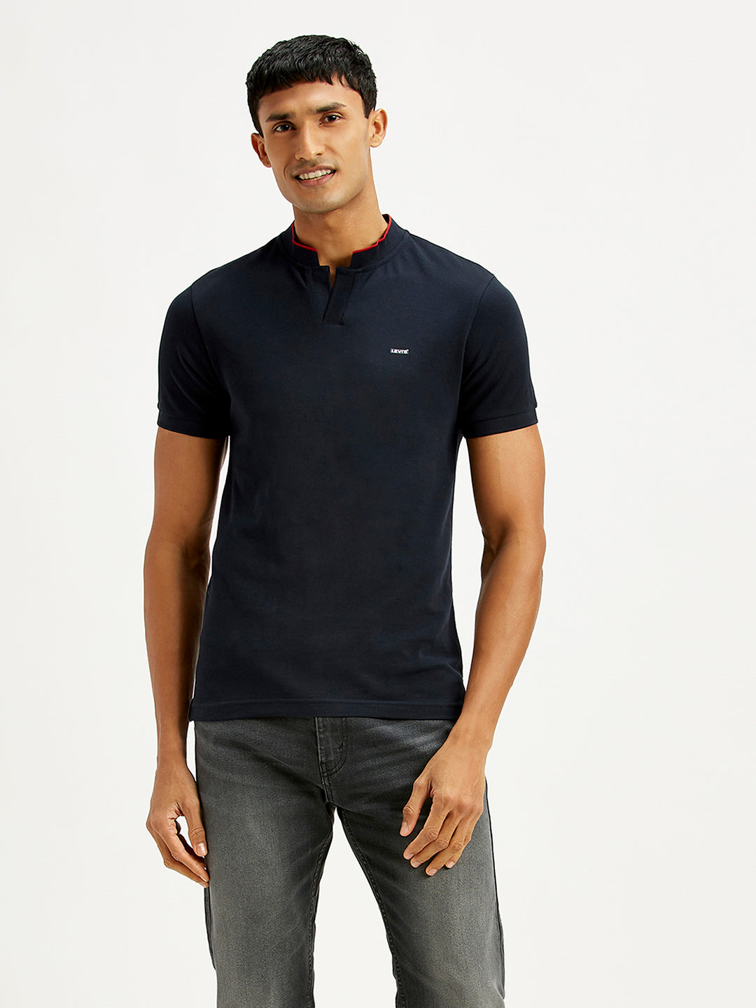 Men's Solid Slim Fit Polo T-Shirt – Levis India Store