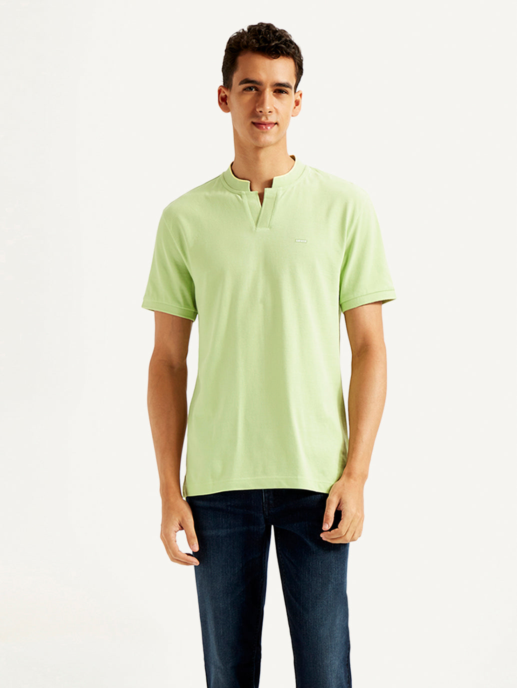 Men's Solid Slim Fit Polo T-shirt