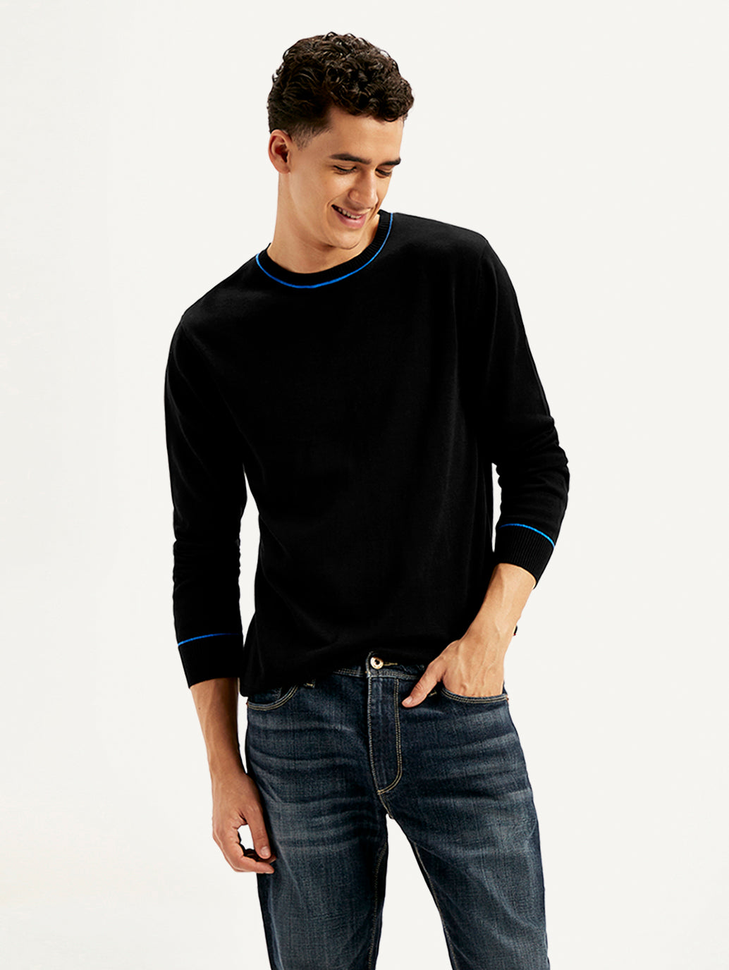 Men's Solid Black Crew Neck Sweater