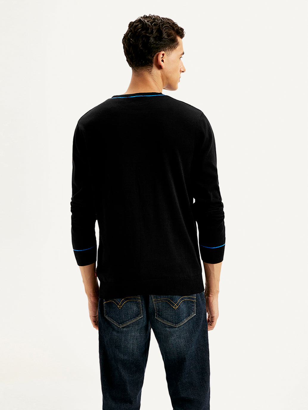 Men's Solid Black Crew Neck Sweater