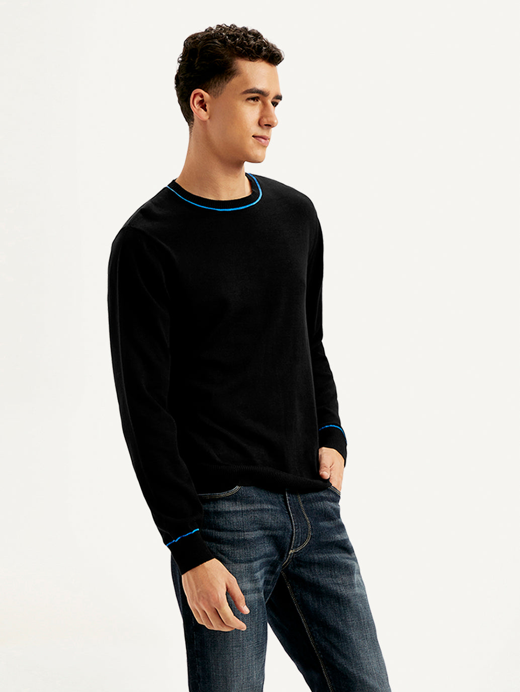 Men's Solid Black Crew Neck Sweater