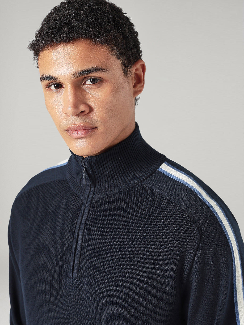 Men's Solid Regular Fit Jersey Sweater - 20 View