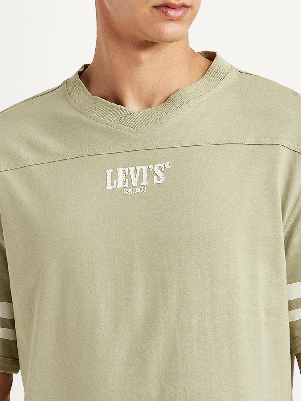 Men's Graphic Print Light Green Loose Fit T-shirt - Detail View