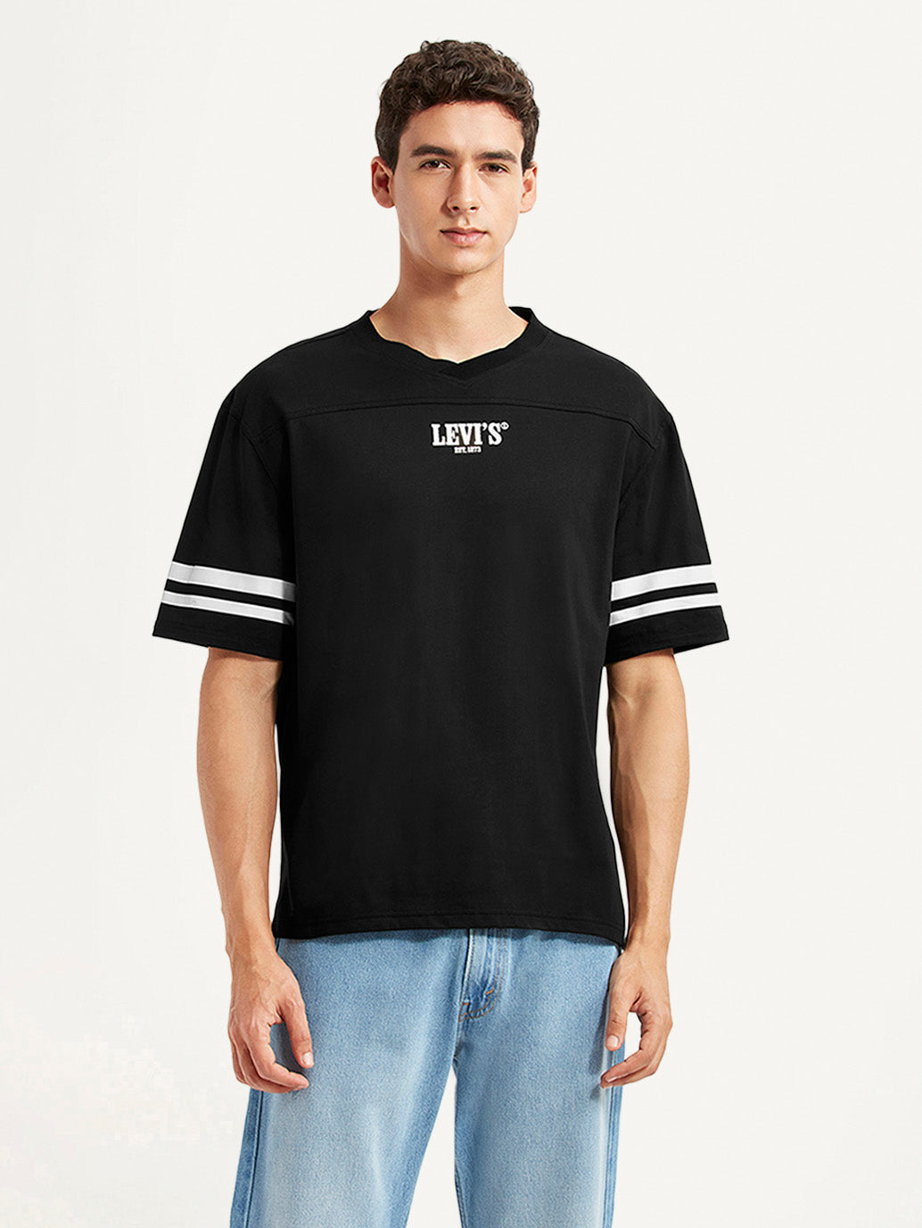 Men's Graphic Print Black Loose Fit T-shirt - Front View