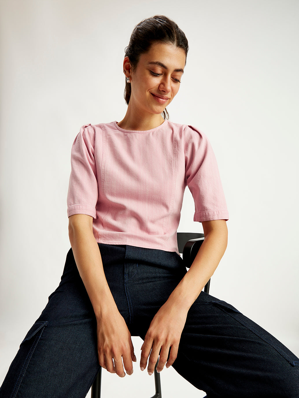 Women's Solid Light-Pink Round Neck Top – Levis India Store