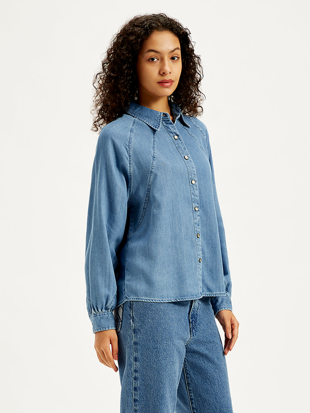 Women's Solid Regular Fit Denim Shirt