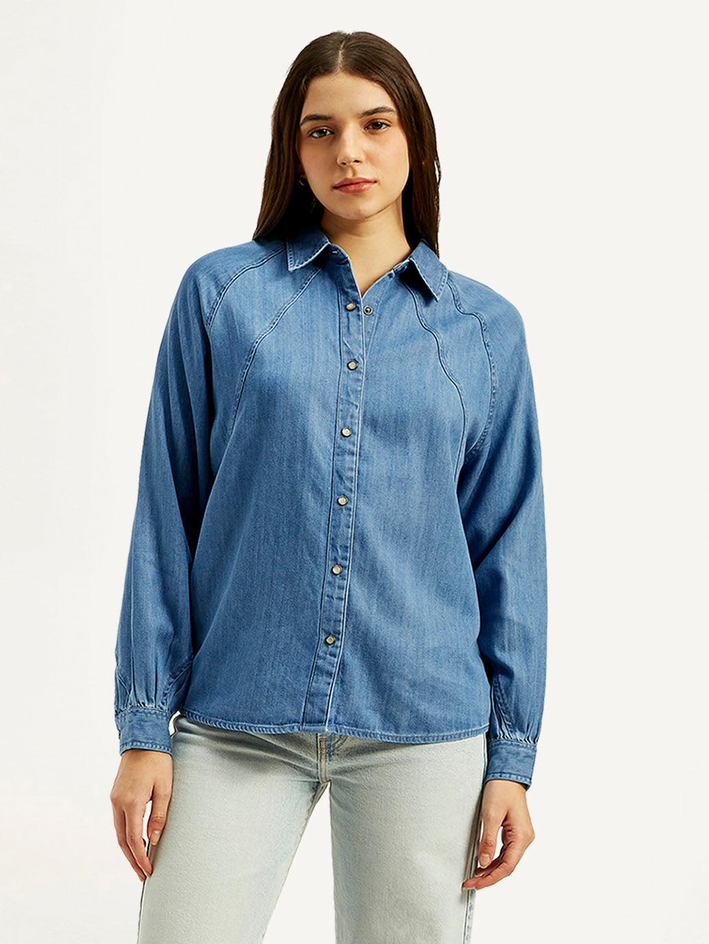 Women's Solid Spread Collar Denim Shirt – Levis India Store