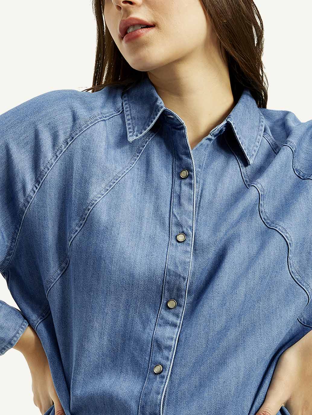 Women's Solid Spread Collar Denim Shirt – Levis India Store