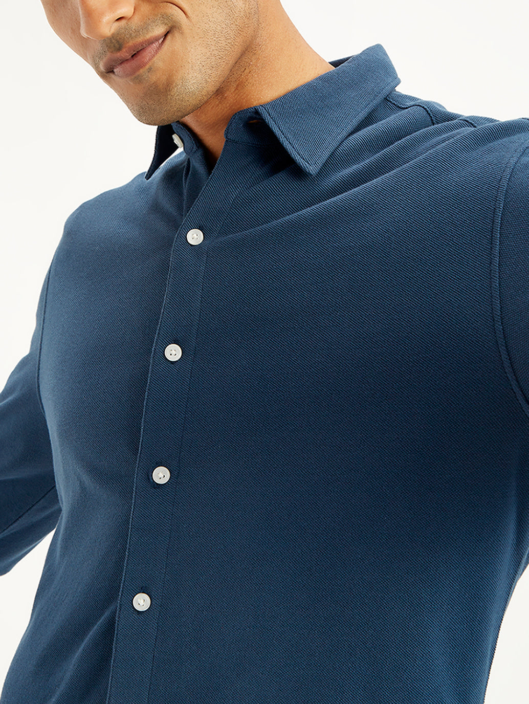 Men's Solid Slim Fit Shirt