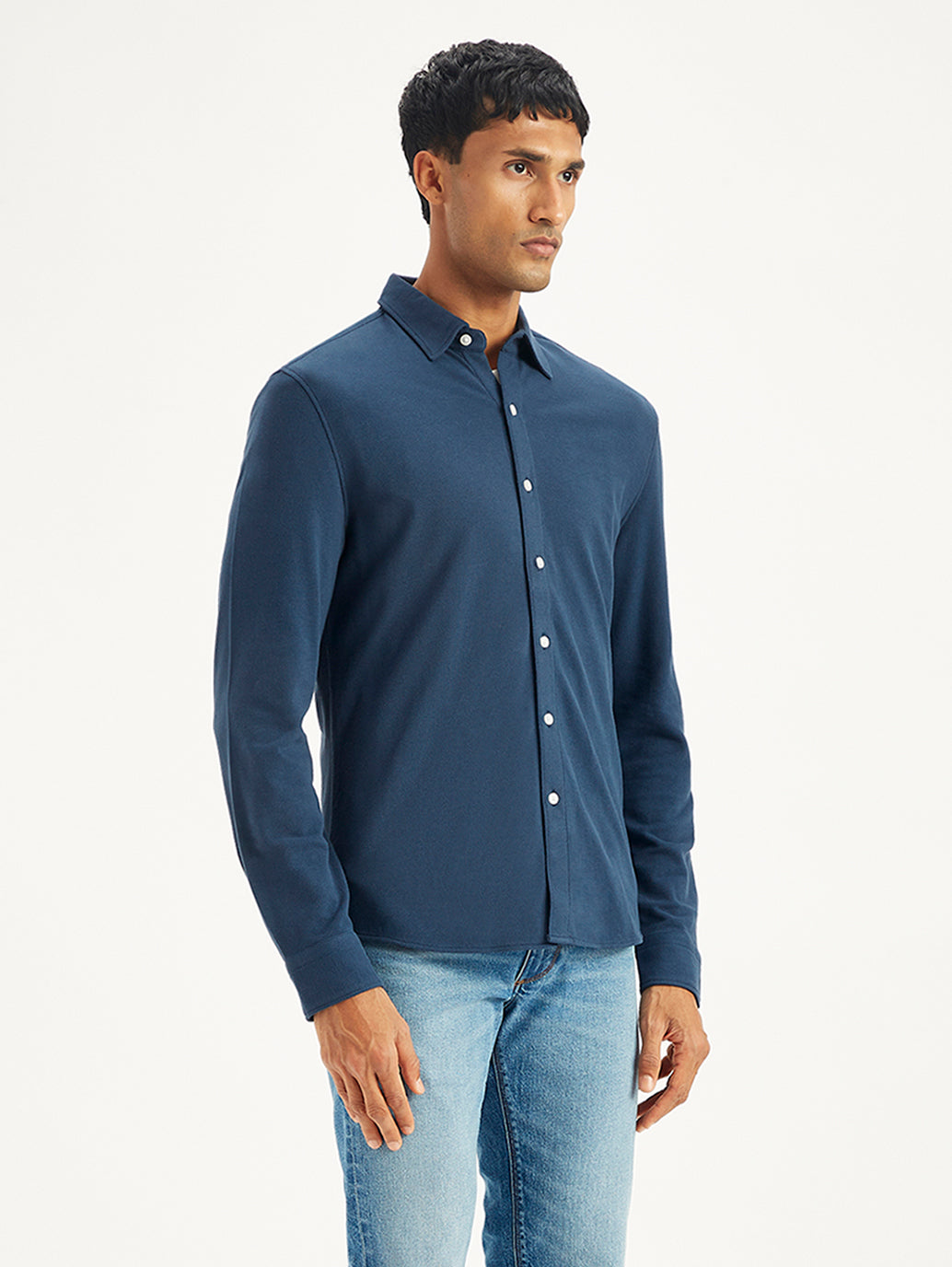 Men's Solid Slim Fit Shirt