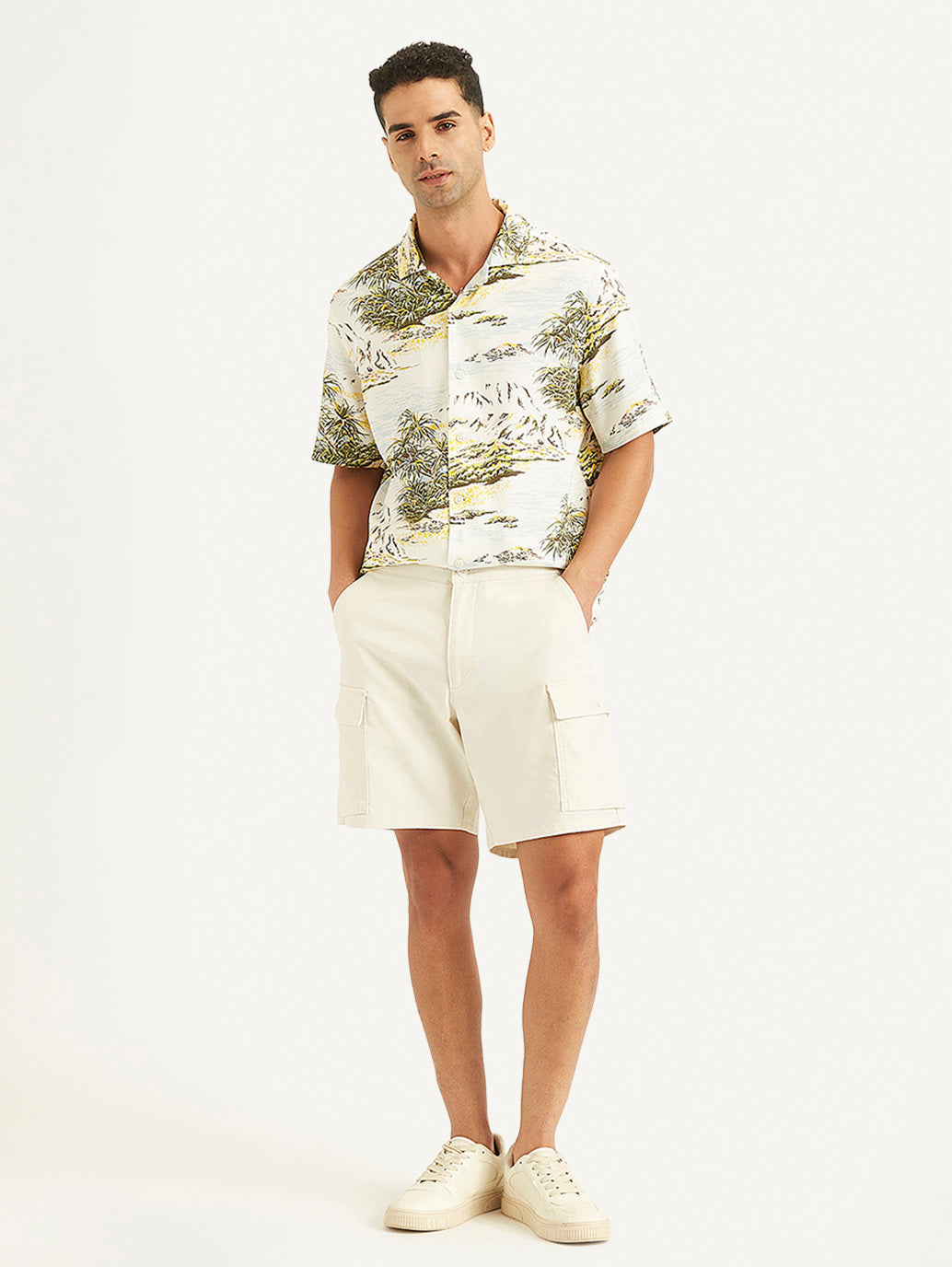 Men's White Regular Fit Shorts