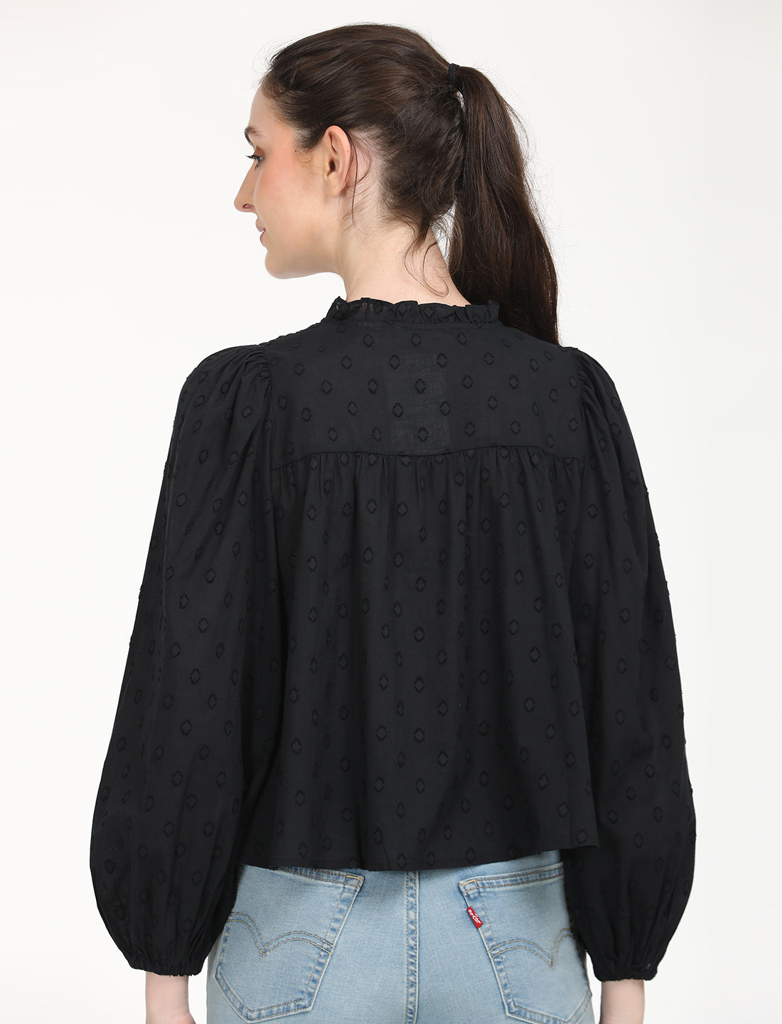 Women's Textured Black Top – Levis India Store
