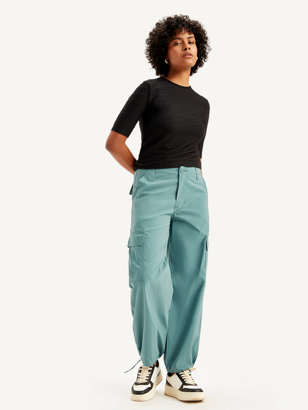 Women's Mid Rise Green Baggy Fit Cargo Trousers – Levis India Store