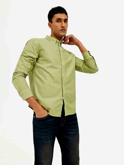 Men's Solid Dyed Slim Fit Shirt