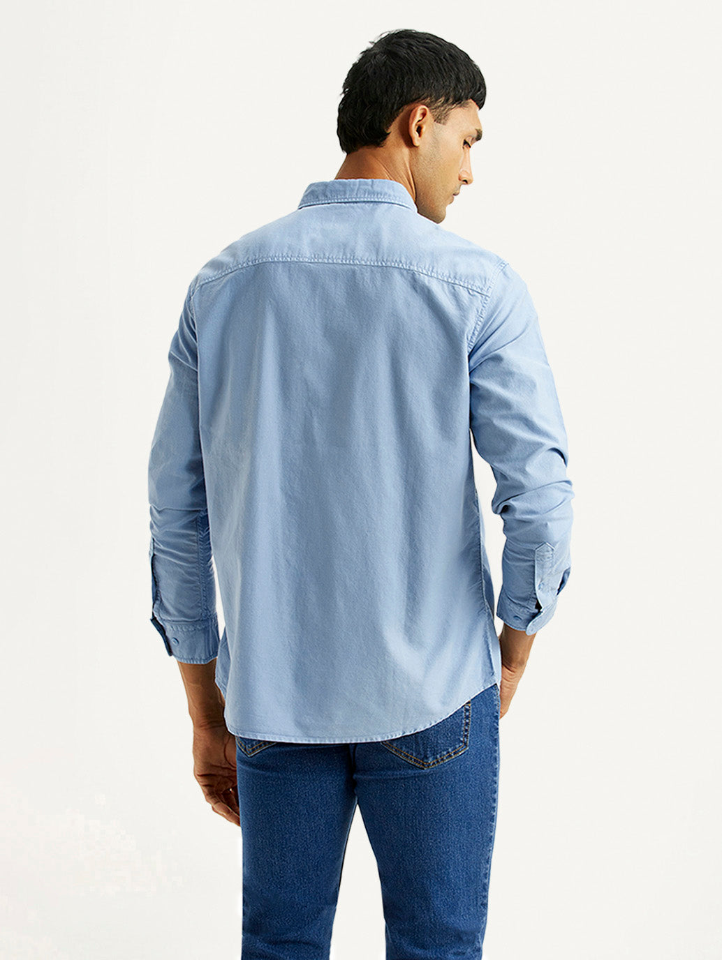 Men's Solid Light Blue Slim Fit Oxford Shirt - Back View