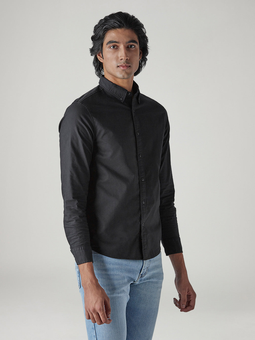 Men's Solid Slim Fit Oxford Shirt - Side View