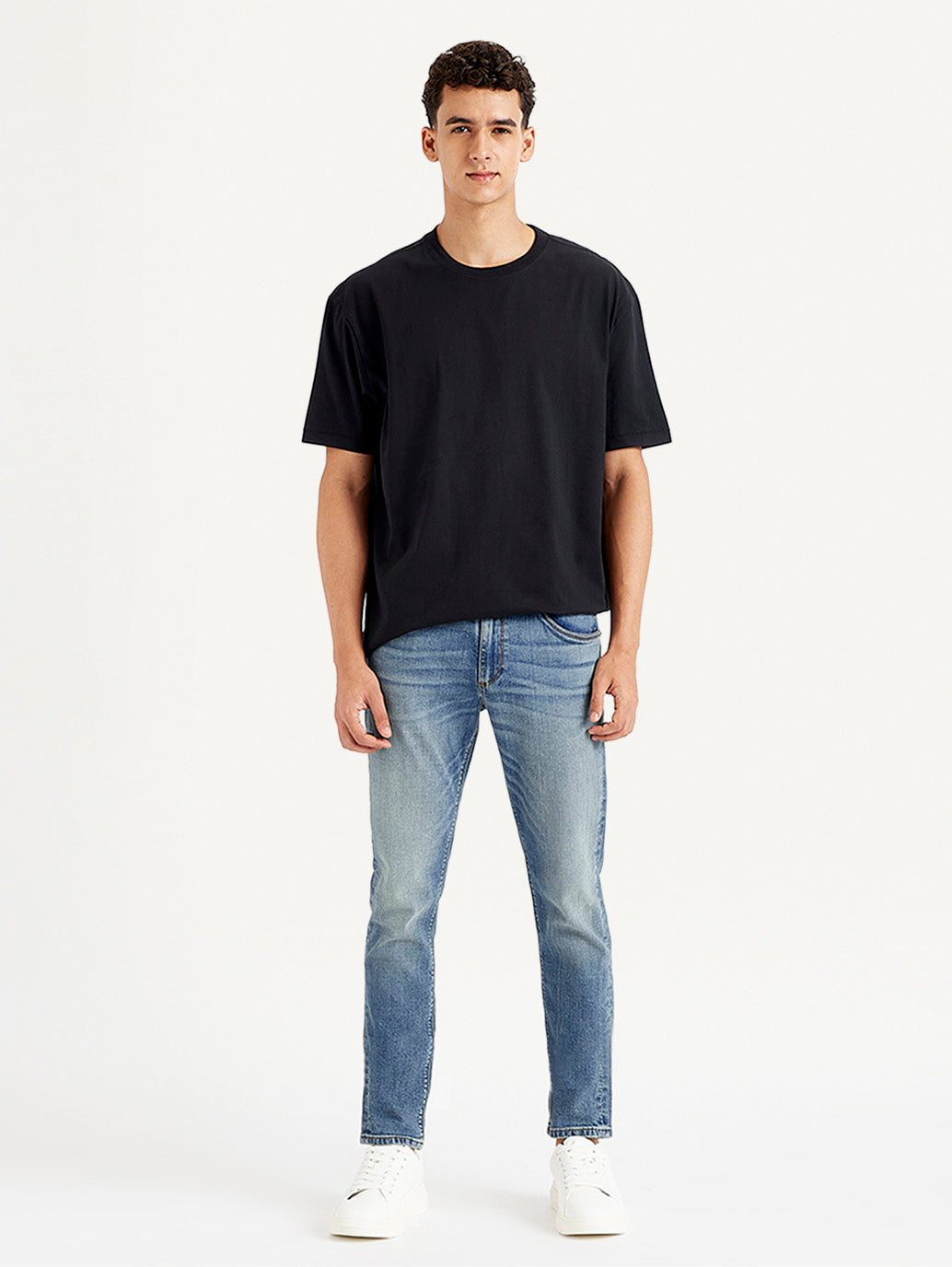 Men's 512 Light Blue Slim Tapered Fit Mid Rise Jeans