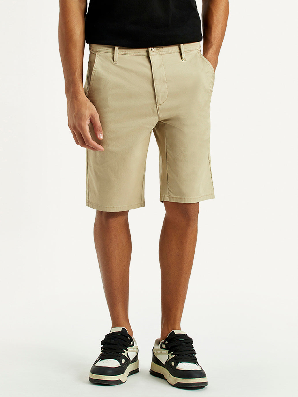 Men's 541 Khaki Tapered Fit Mid Rise Shorts - Front View