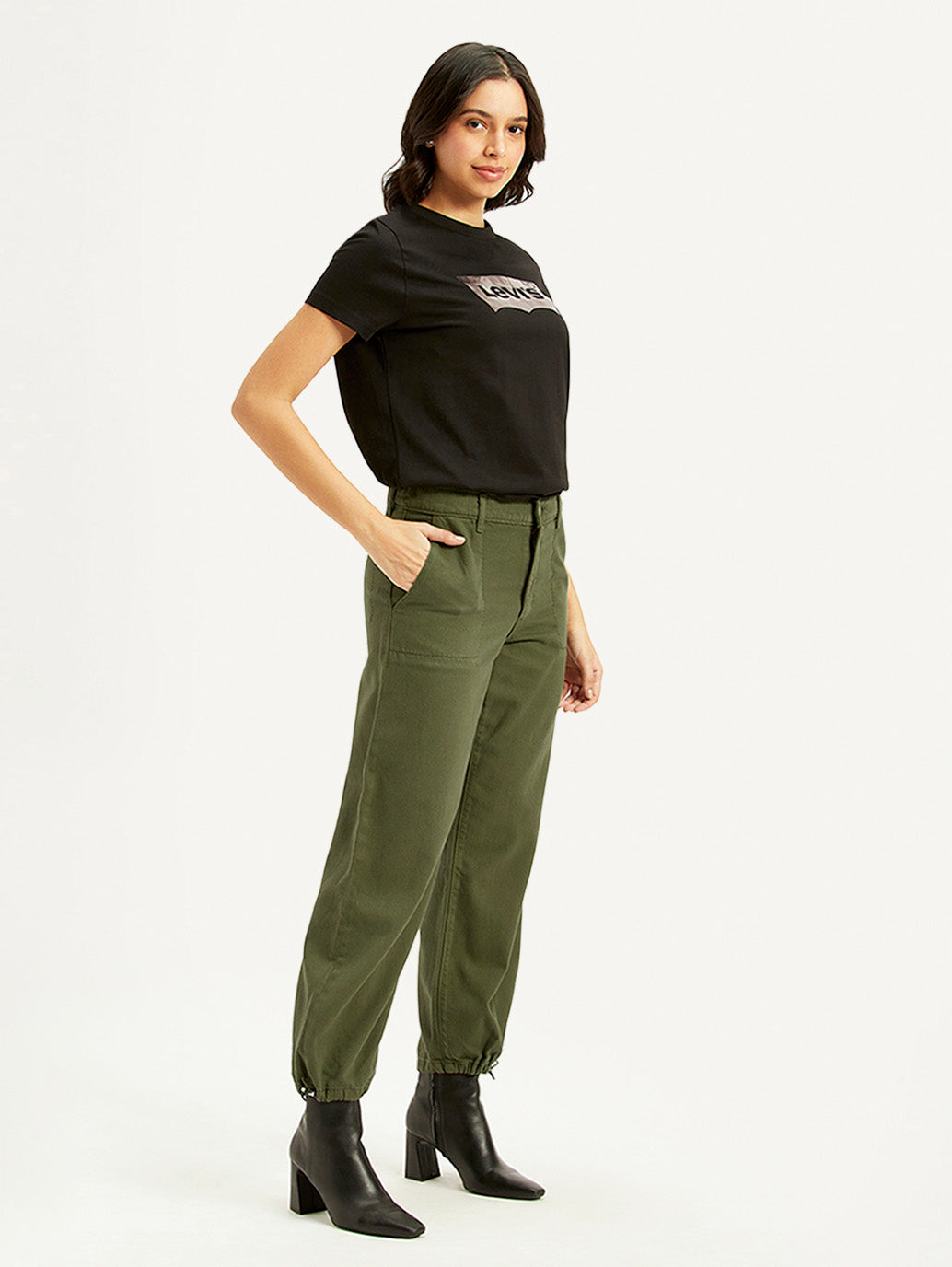 Women's Green Baggy Dad Fit Mid Rise Jeans - Side View