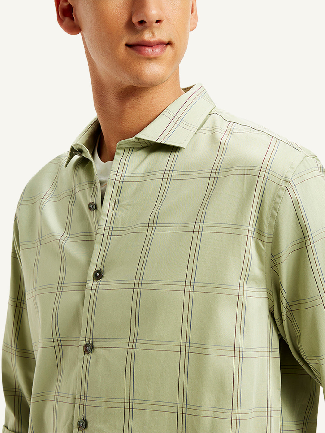 Men's Checkered Spread Collar Shirt