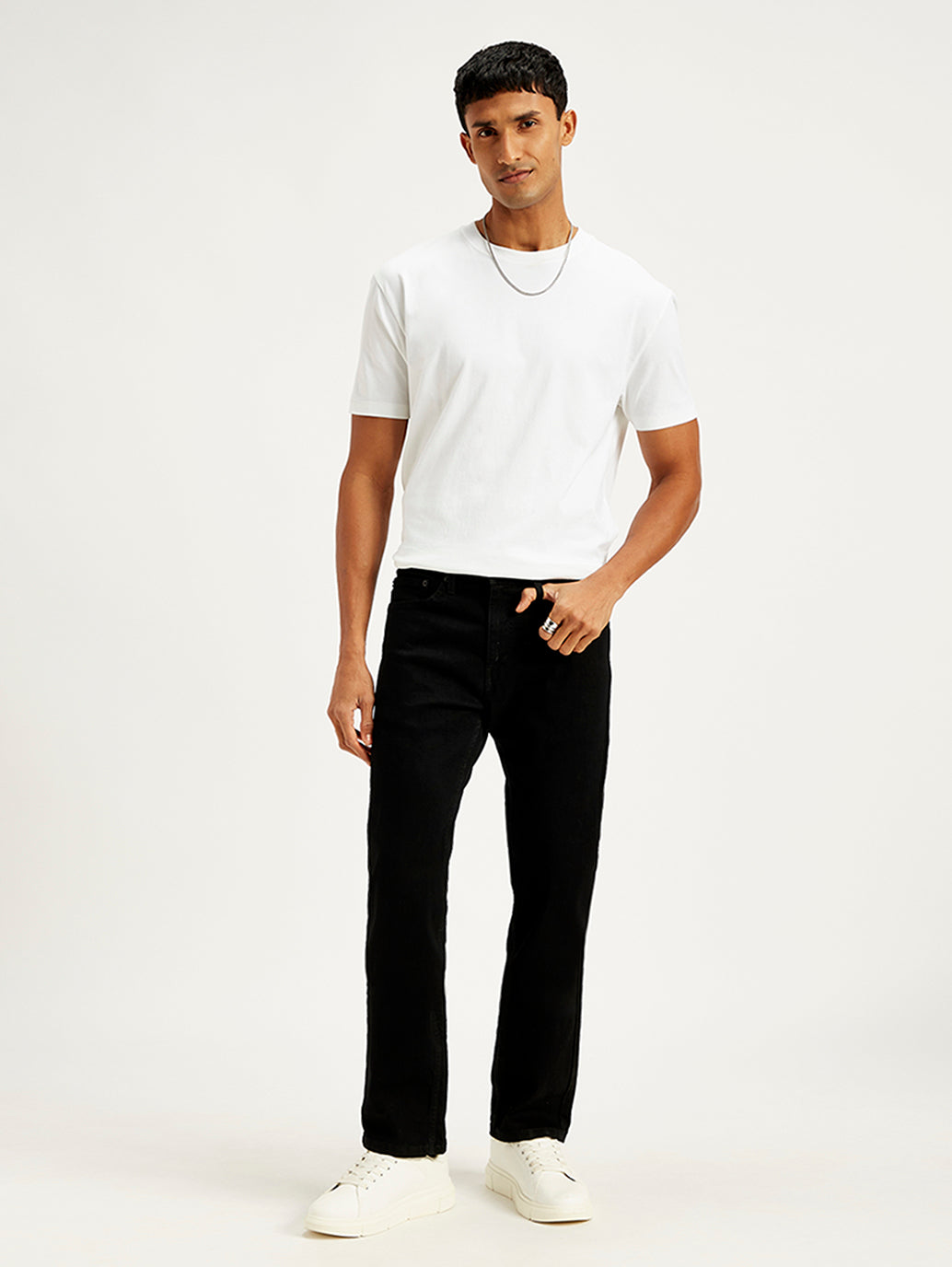 Men's 505 Black Straight Fit Mid Rise Jeans