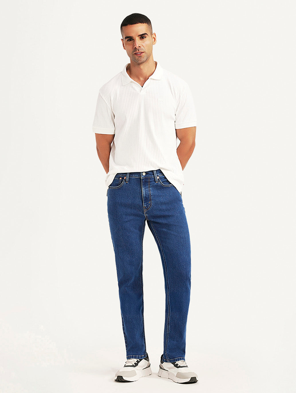 Men's 505 Blue Straight Fit Mid Rise Jeans - Styleshot View