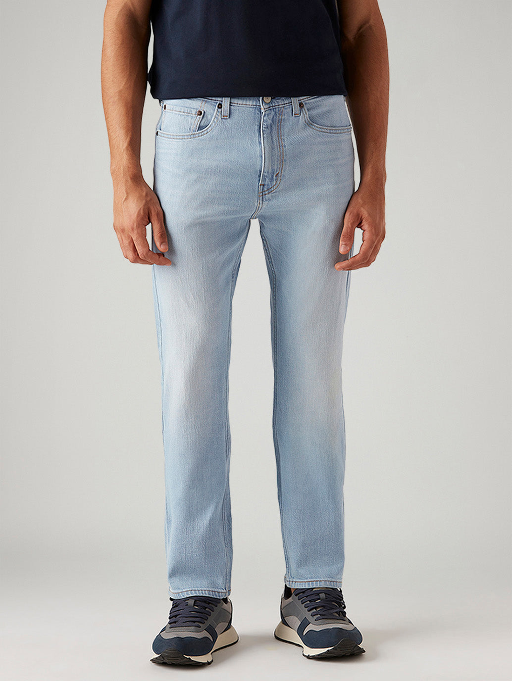 Men's 505 Light Blue Straight Fit Mid Rise Jeans - Front View