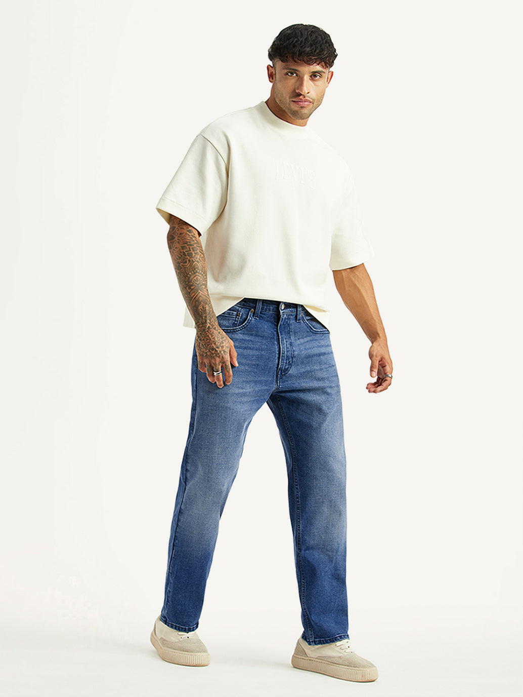 Men's 505 Blue Straight Fit Mid Rise Jeans - Styleshot View