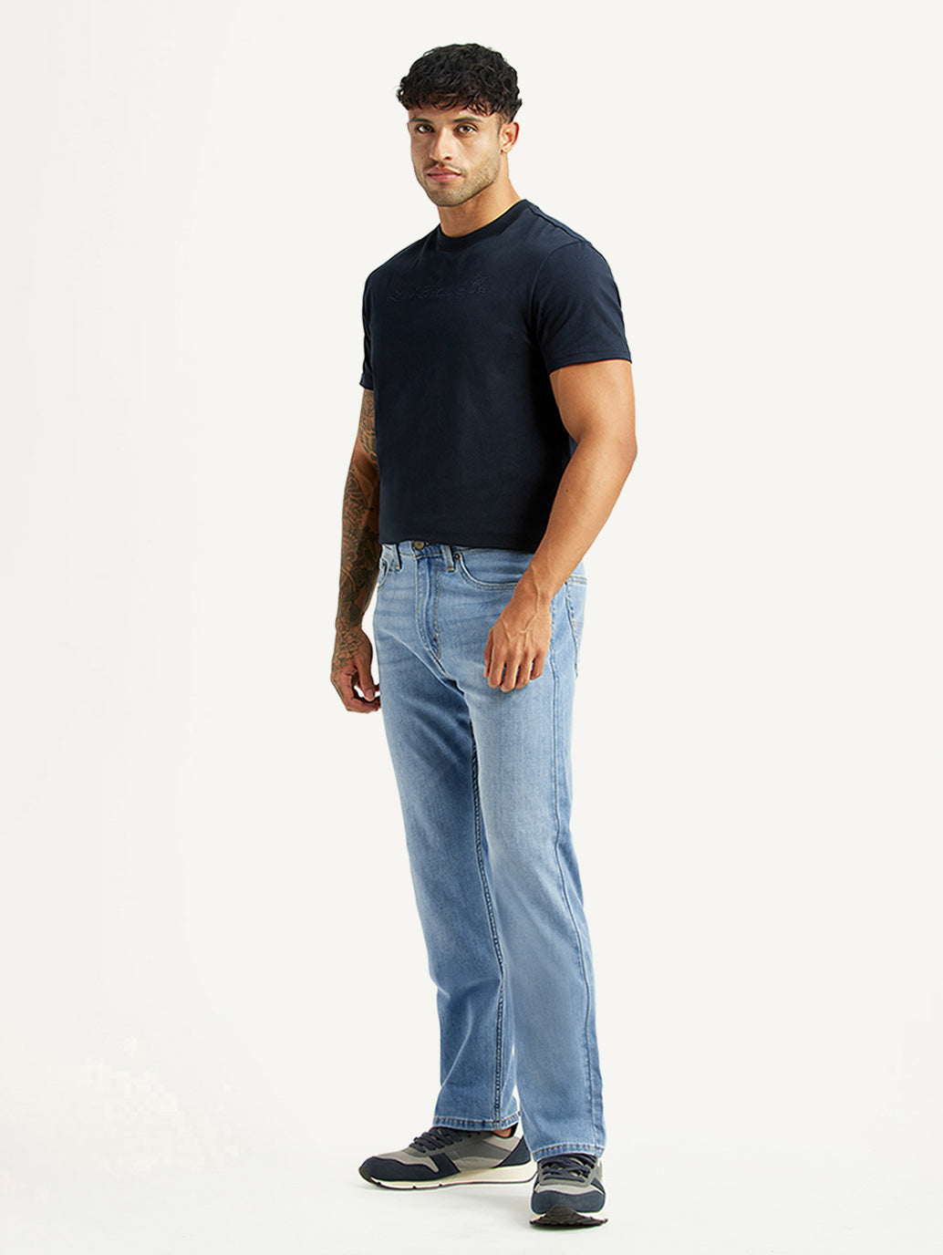 Men's 505 Light Blue Straight Fit Mid Rise Linen Jeans - Side View