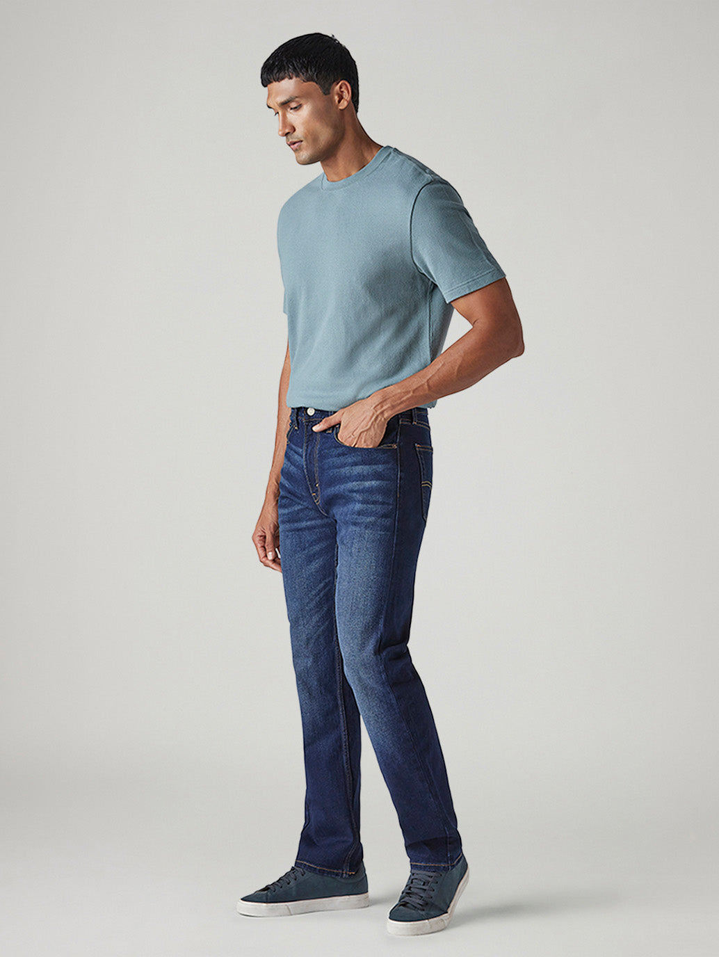 Men's 505 Dark Blue Straight Fit Mid Rise Jeans - Side View