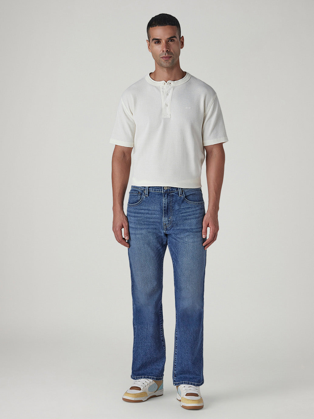 Men's 505 Blue Straight Fit Mid Rise Jeans - Front View