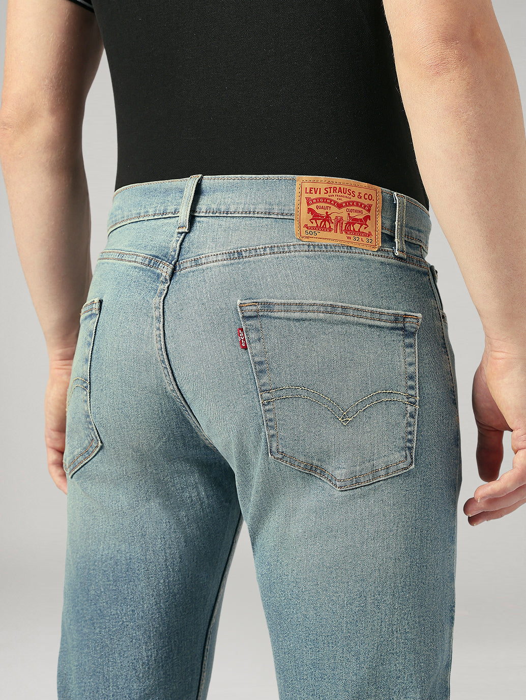 Men's 505 Blue Straight Fit Mid Rise Performance Jeans - Detail View