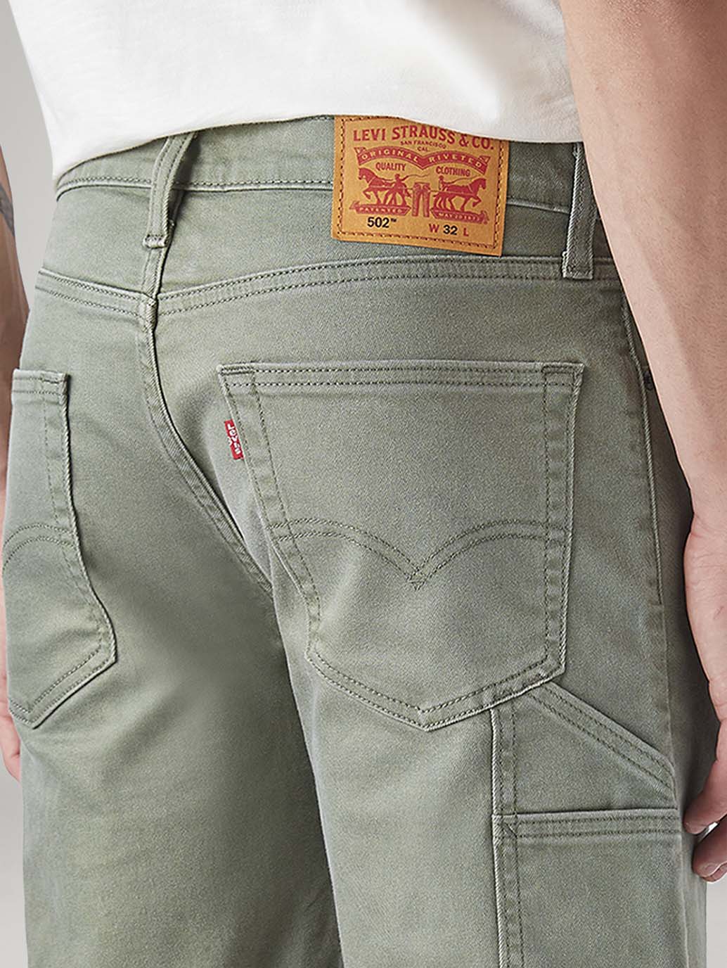 Men's 502 Sage Tapered Fit Mid Rise Shorts - Detail View