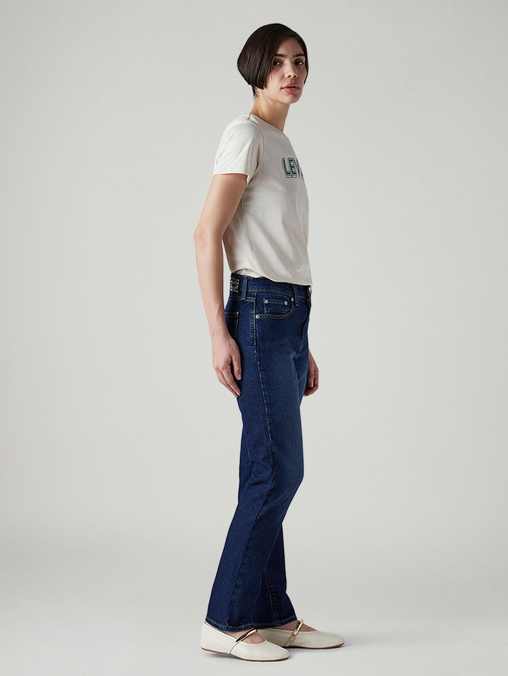 Women's 724 Dark Indigo Slim Straight Fit High Rise Tinted Jeans - Side View