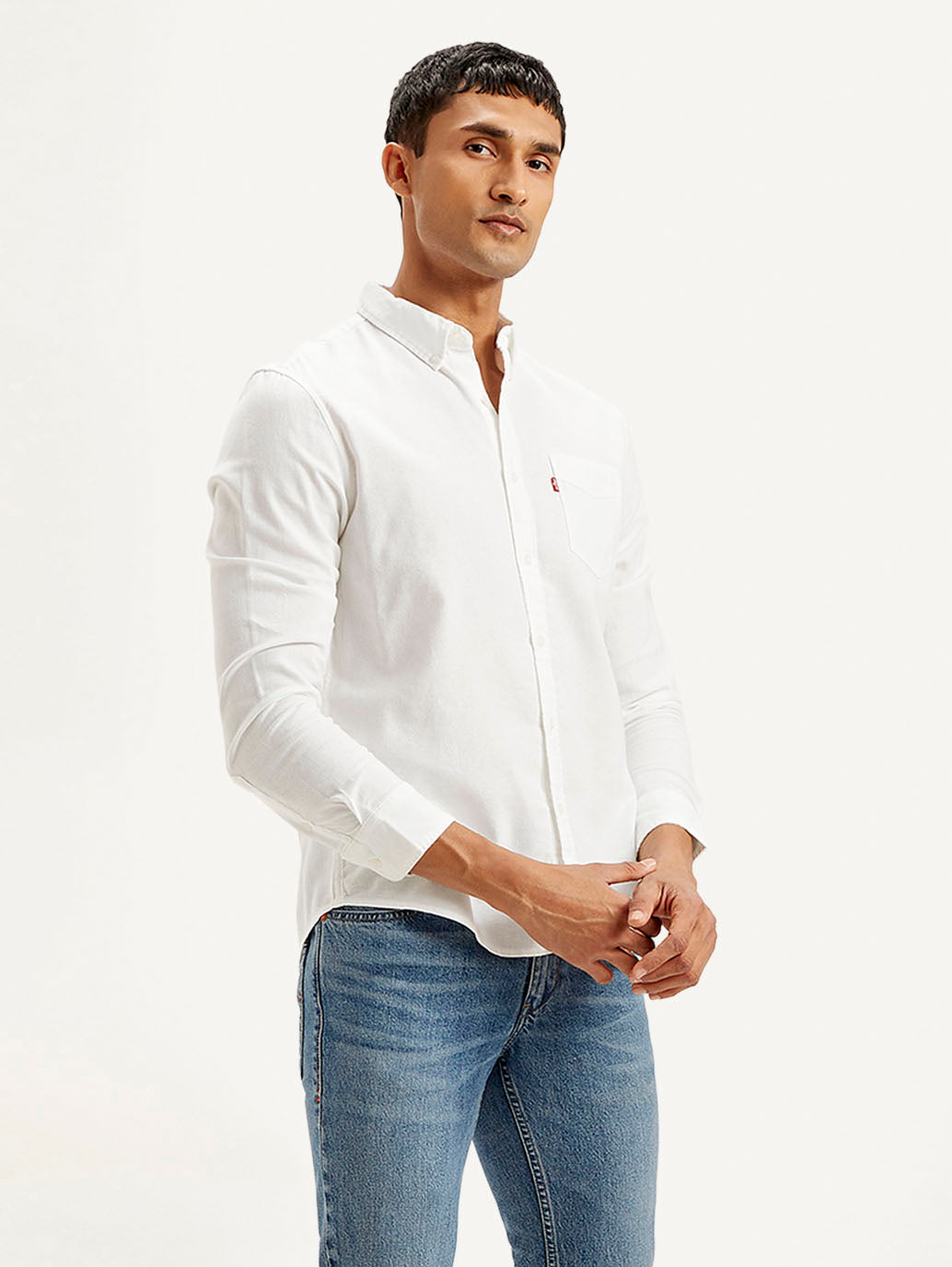 Men's Solid Slim Fit Oxford Shirt - Side View