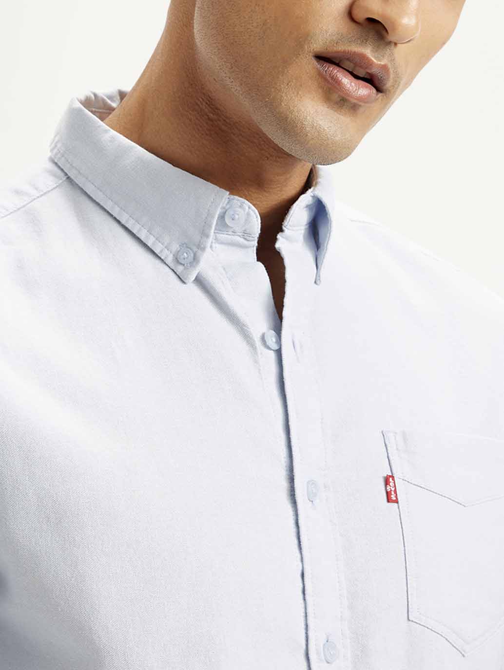 Men's Solid Slim Fit Oxford Shirt - Detail View