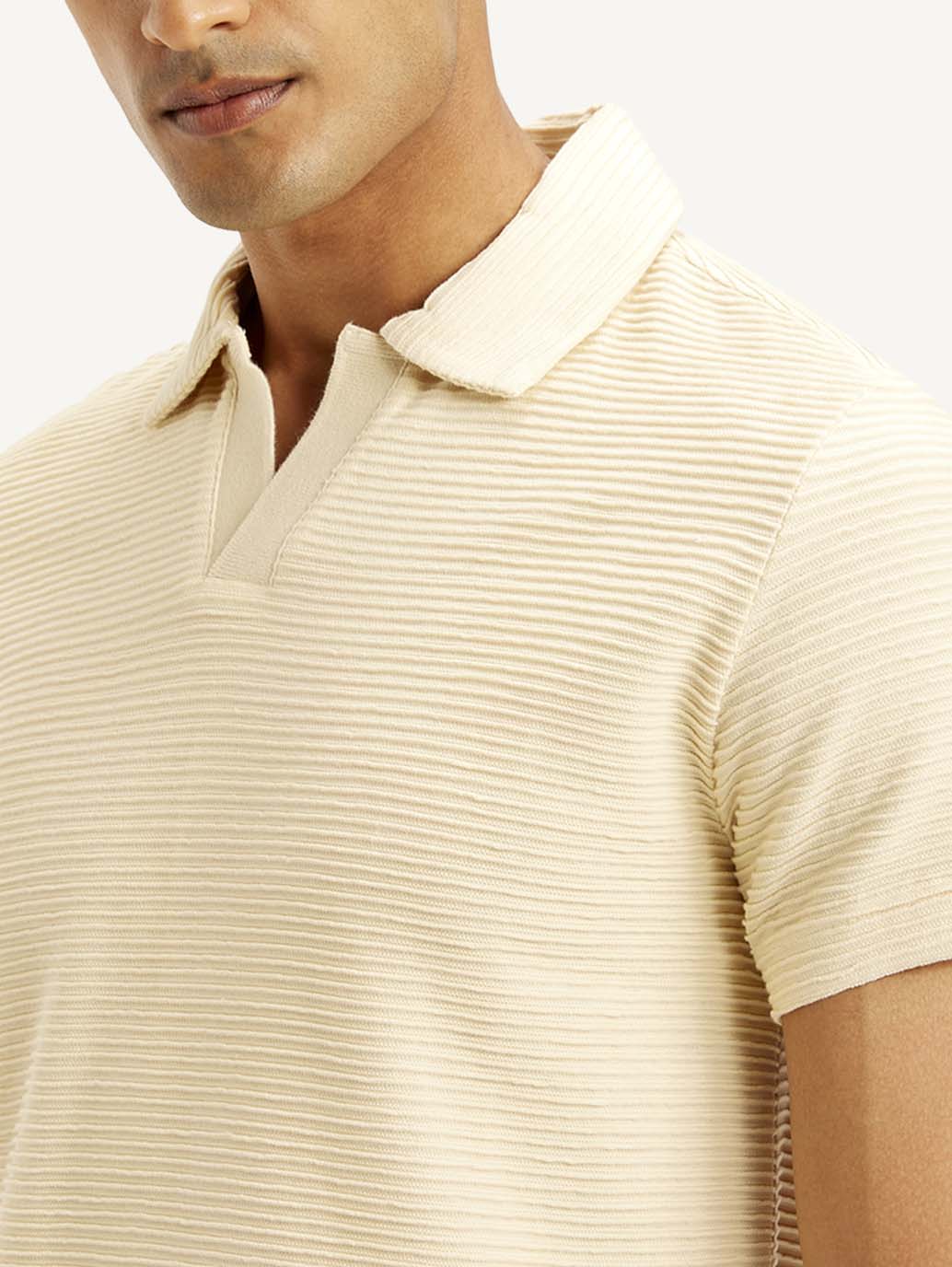 Men's Textured Slim Fit Polo Corduroy T-shirt - Detail View