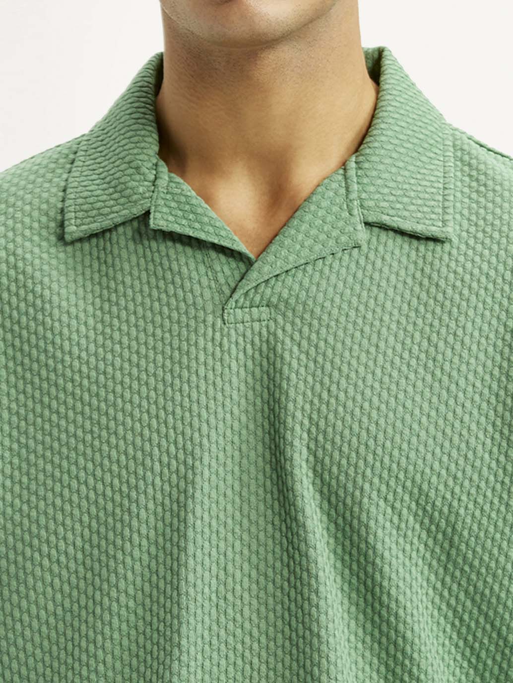 Men's Textured Green Slim Fit Polo T-shirt - Detail View