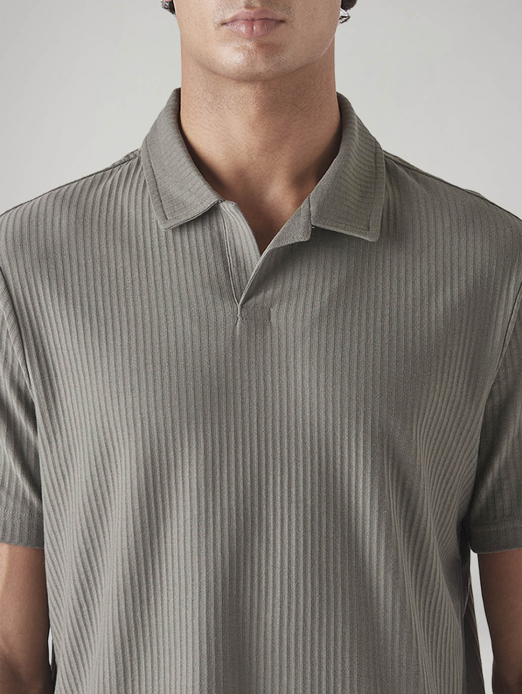 Men's Regular Fit Resort Collar Polo T-Shirt - 20 View