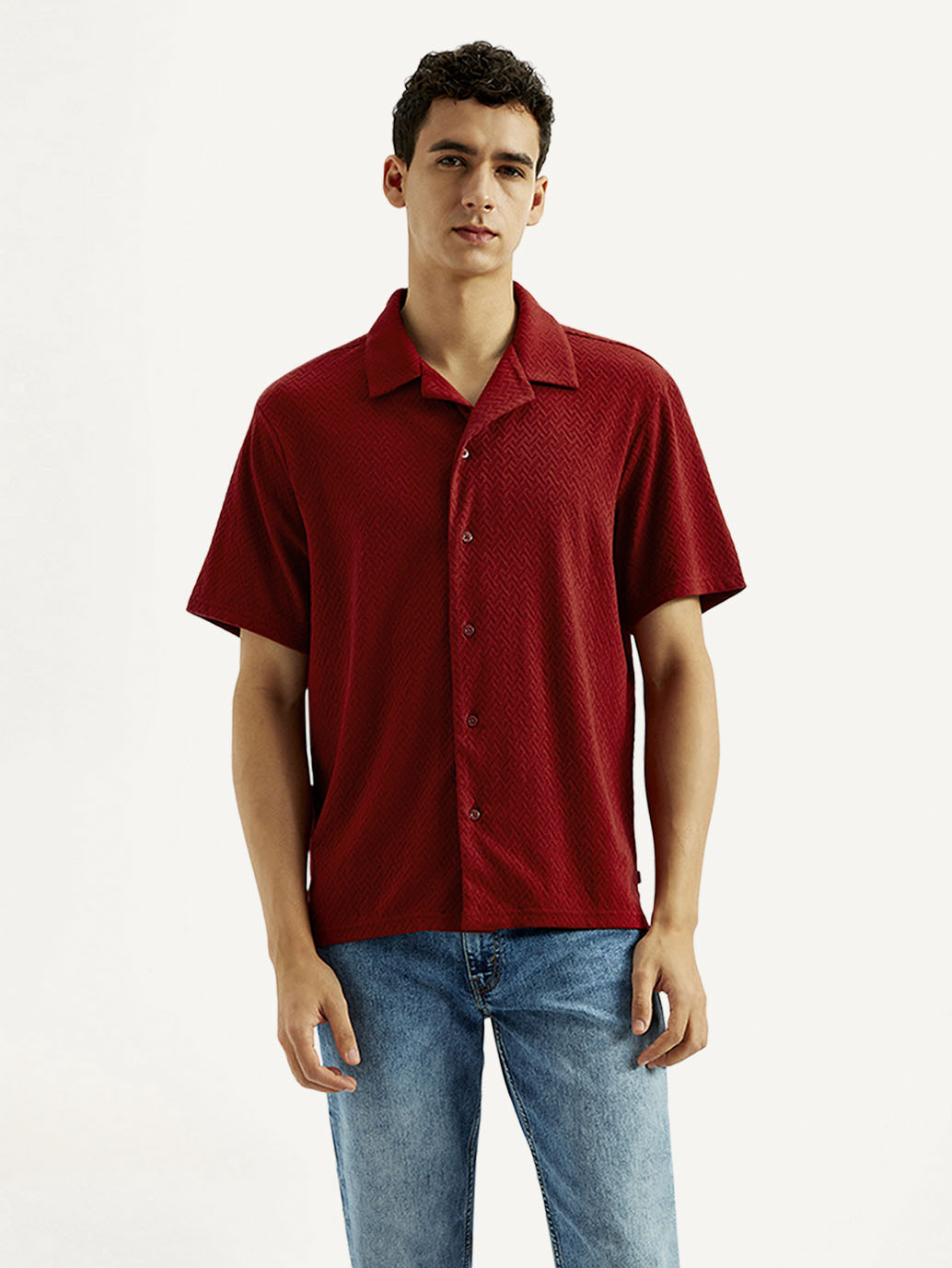 Men's Textured Slim Fit Resort Collar Knit Shirt - Front View