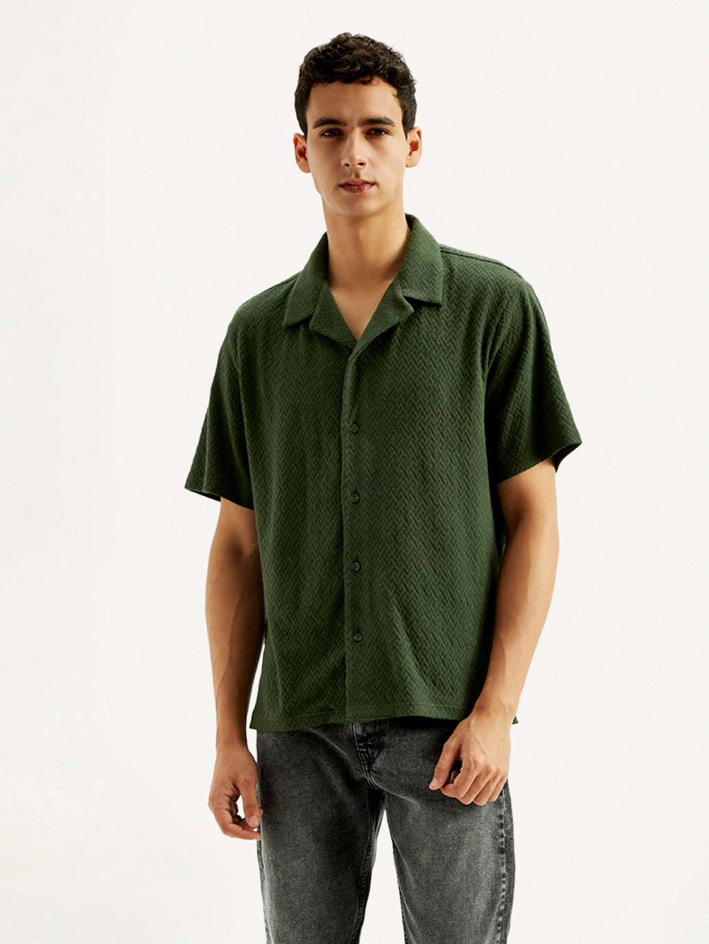 Men's Textured Slim Fit Resort Collar Shirt - Styleshot View