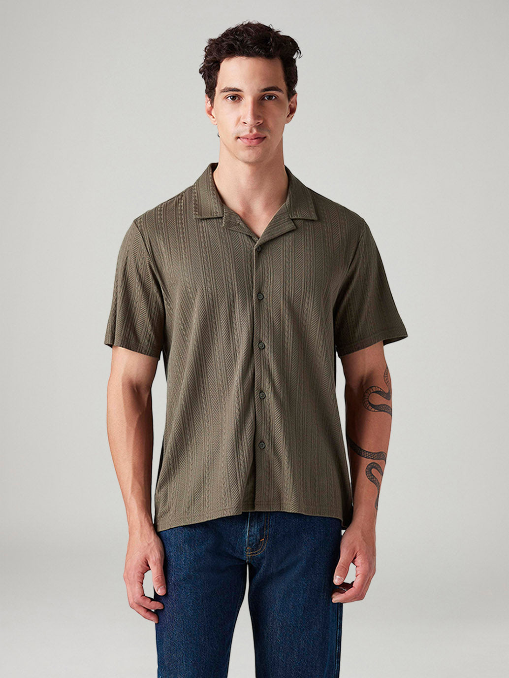 Men's Textured Relaxed Fit Shirt - Front View