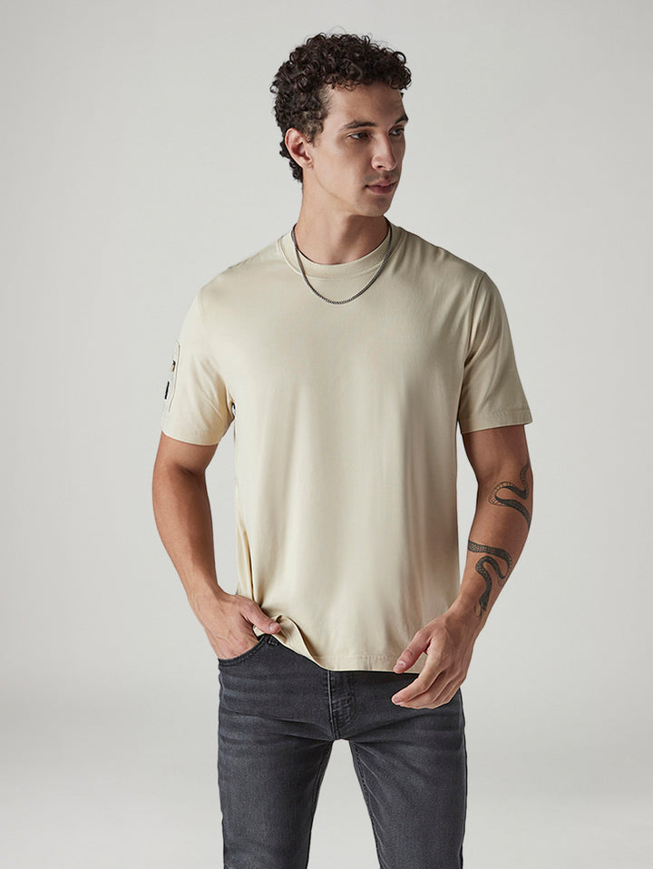 Men's Solid Regular Fit Jersey Commuter T-Shirt