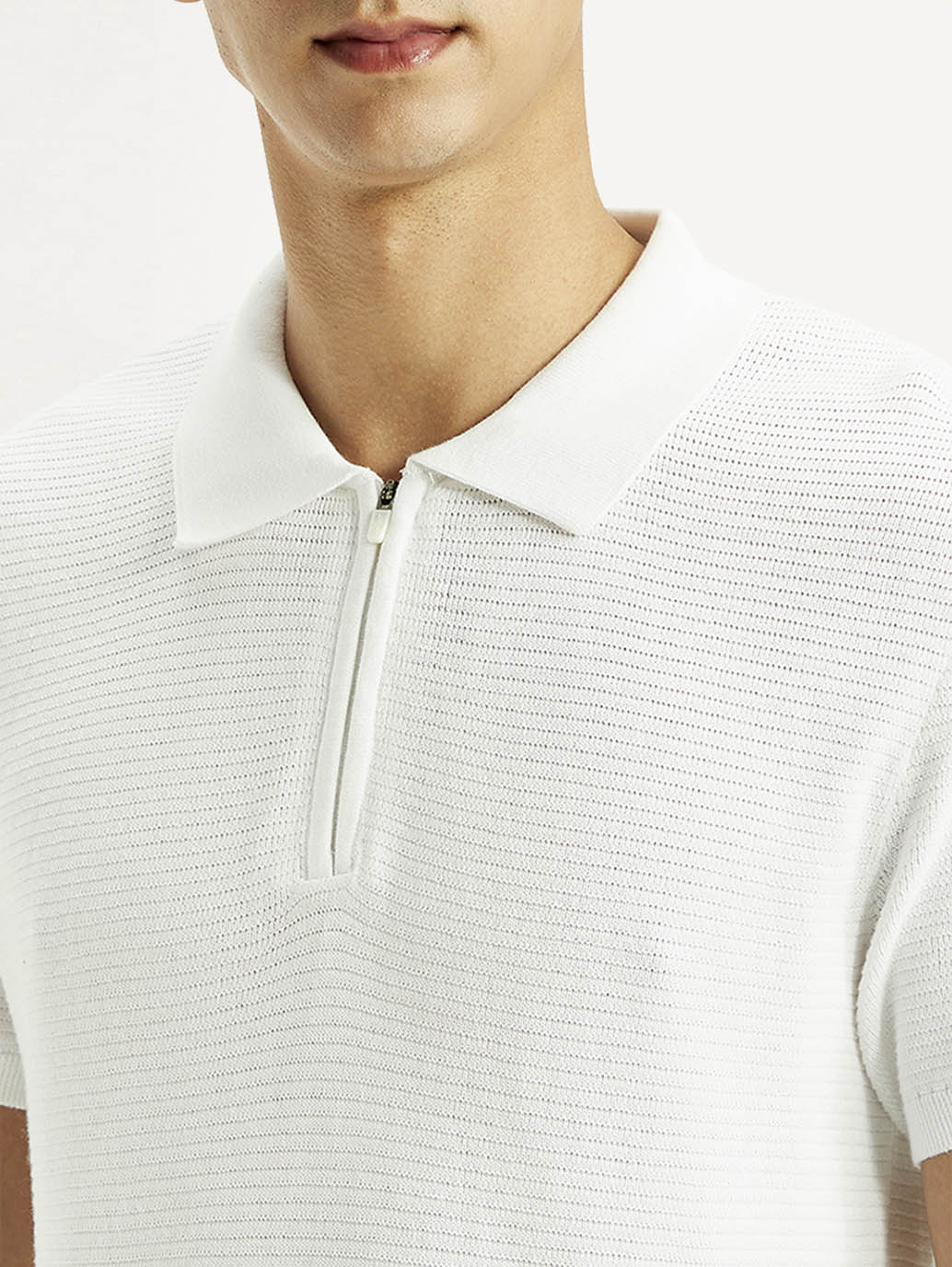 Men's Textured White Slim Fit Polo T-shirt - Detail View