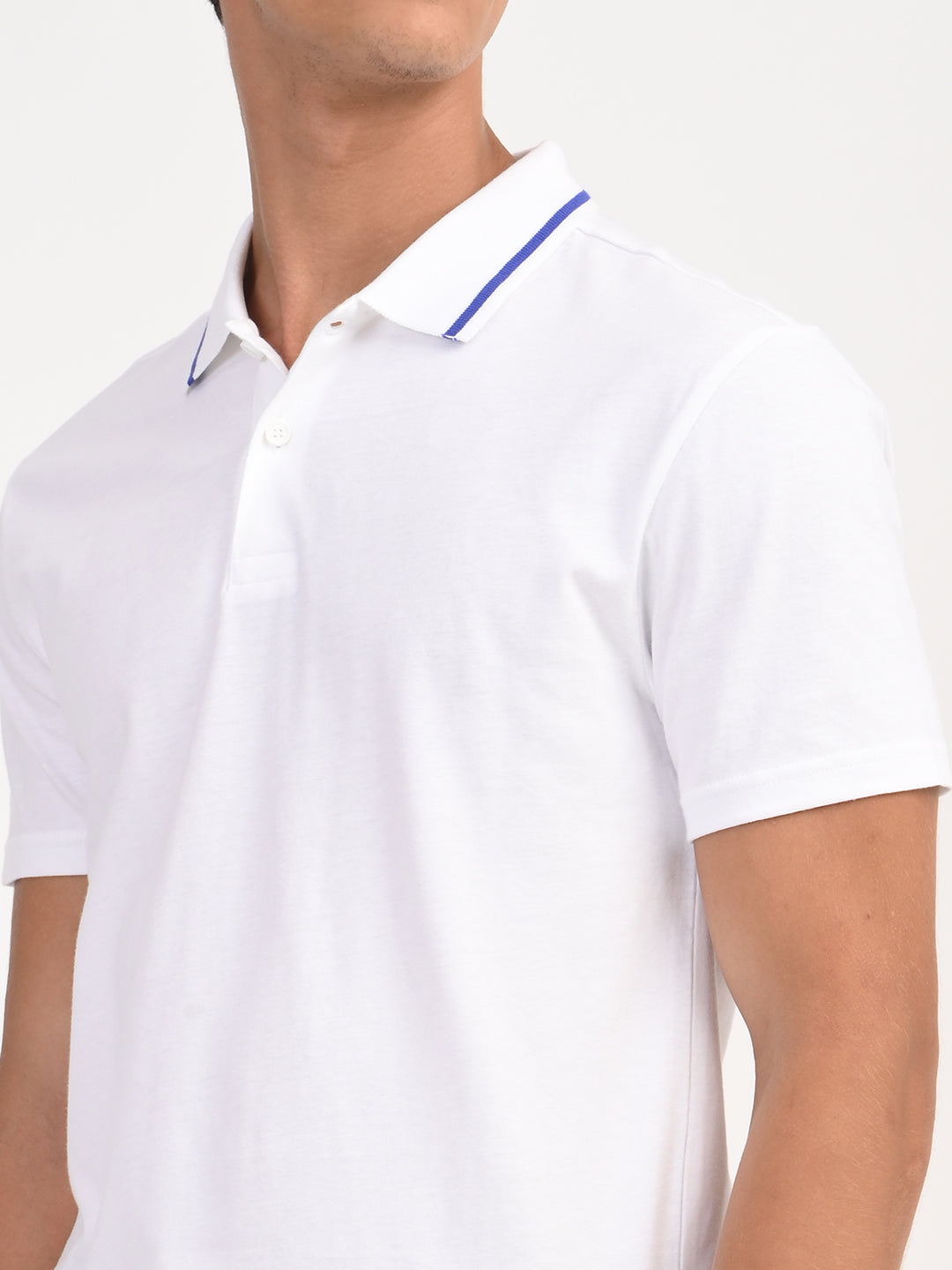 Men's Solid White Slim Fit Polo T-shirt - deatil View