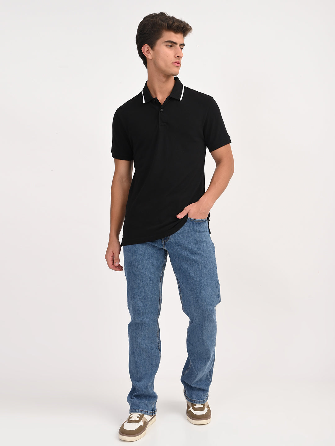 Men's Solid Black Slim Fit Polo T-shirt - 6 View